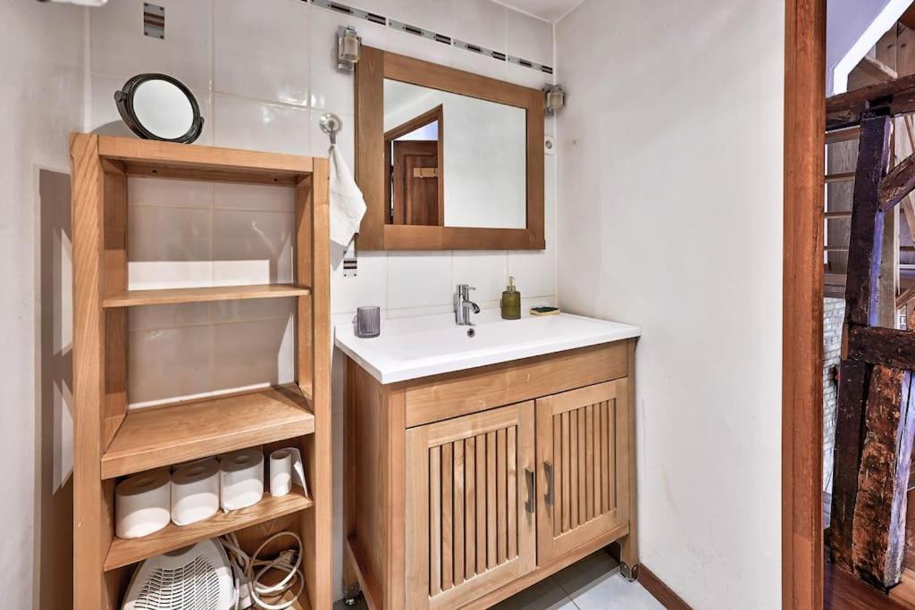 Vakantiehuis Maison De Spacieuse Et Calme En Plein Coeur D'amiens *