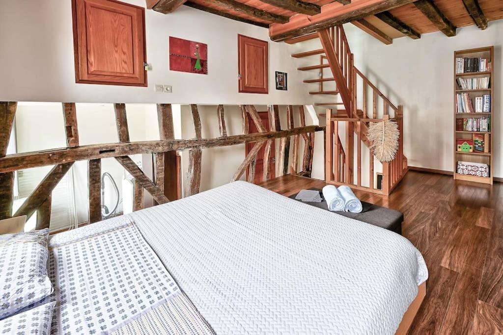 Maison De Spacieuse Et Calme En Plein Coeur D'amiens * Amiens